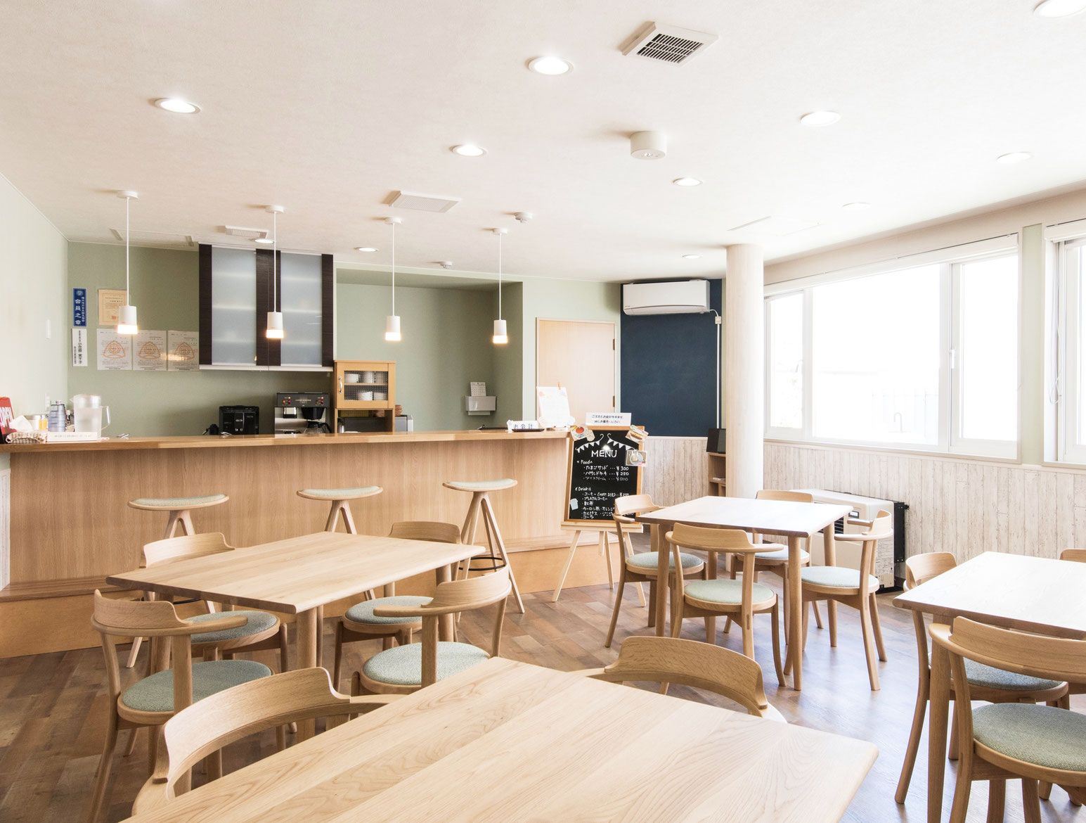 cafe-2.jpg