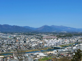 津山市遠景.png