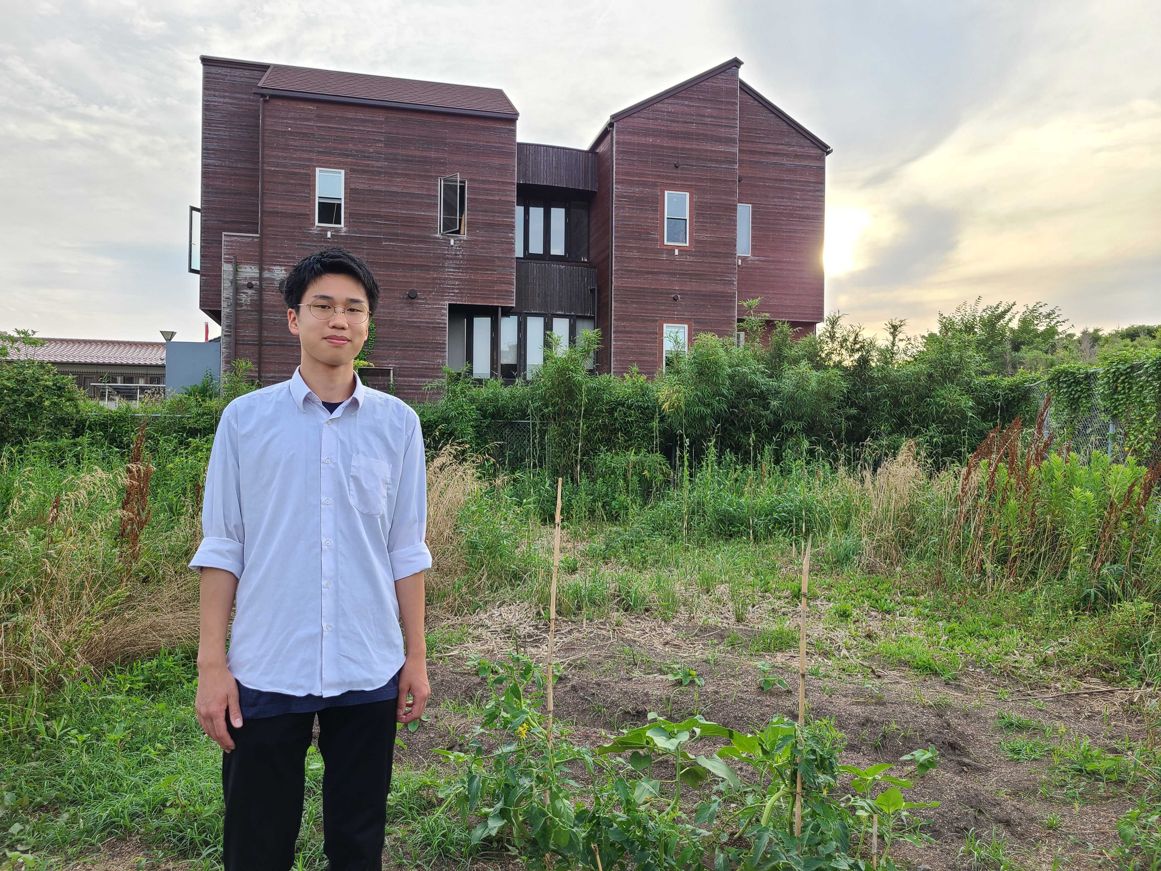 佐藤さんプロフィール写真.jpg